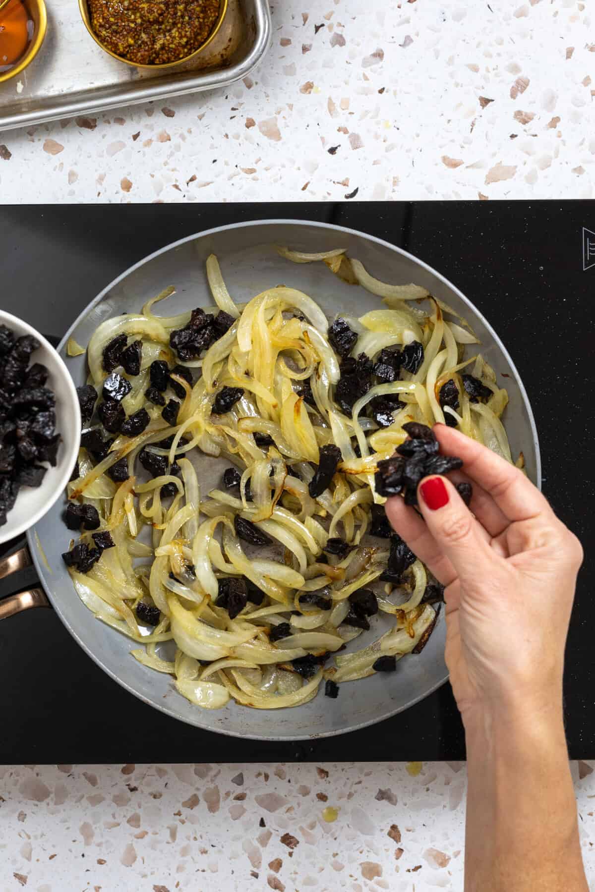 cooking onions and prunes