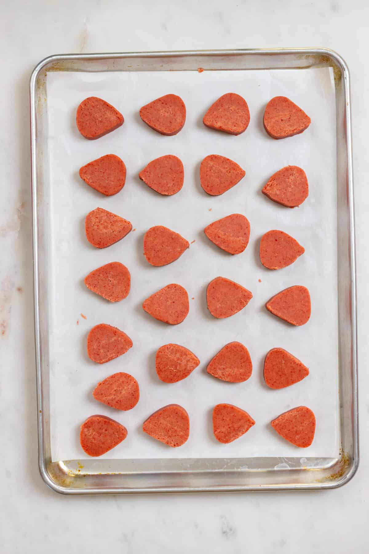 chilling Strawberry Cookies