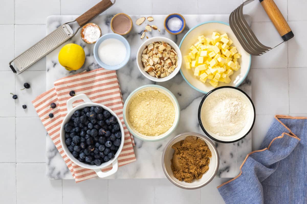 Blueberry Almond Crumble Bar recipe