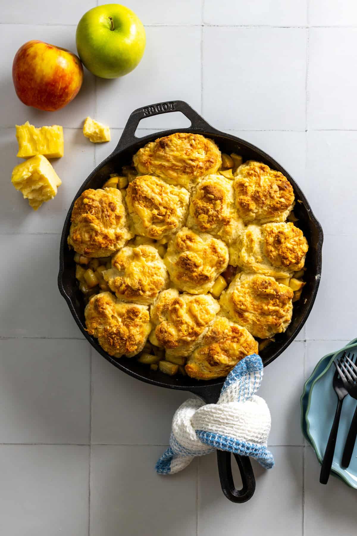 Apple Cheddar Cobbler